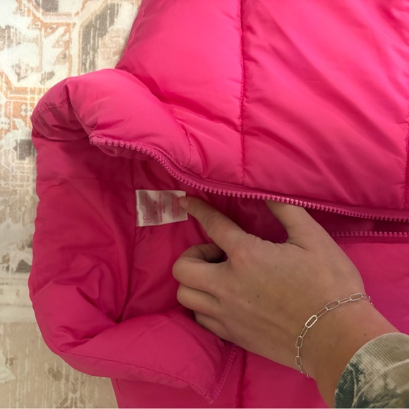 Vibrant Pink Puffer Vest - Picture 2 of 2